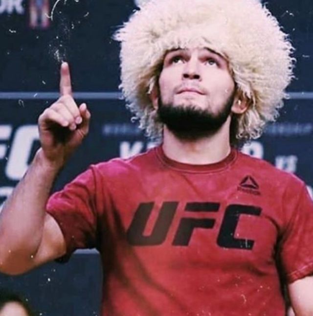 5 Bukti Ketaatan Khabib Nurmagomedov Terhadap Agama Islam  (5)