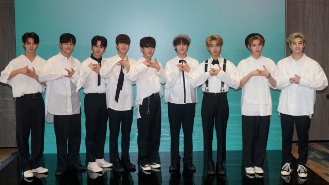 Stray Kids saat jumpa pers Spotify on Stage di Jakarta, Jumat (12/10/2018). Foto: Fanny Kusumawardhani/kumparan