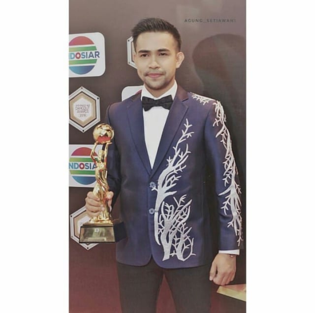7 Artis yang Menyabet Penghargaan Indonesian Dangdut Award 2018 (2)