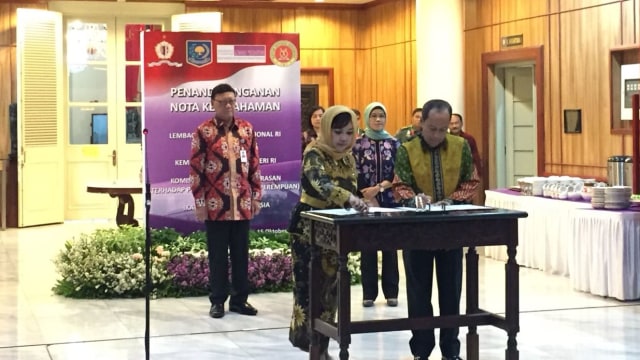 Penandatanganan Nota Kesepemahaman antara Lembanas RI dan Ikatan Notaris Indonesia, di Kantor Lemhanas RI, Jakarta Pusat. (Foto: Ferry Fadhlurrahman/kumparan)