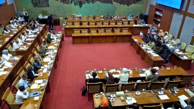 Rapat Kerja Pemerintah dengan Komisi X DPR RI membahas RUU Ekonomi Kreatif.
 (Foto: Resya Firmansyah/kumparan)