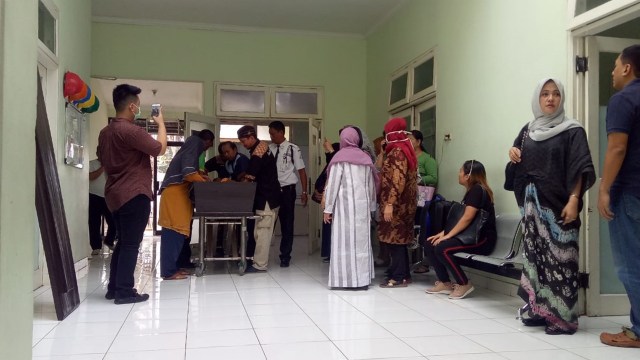 Jenazah ibunda Roro Fitria di RS Fatmawati (Foto: Aria Pradana/kumparan)