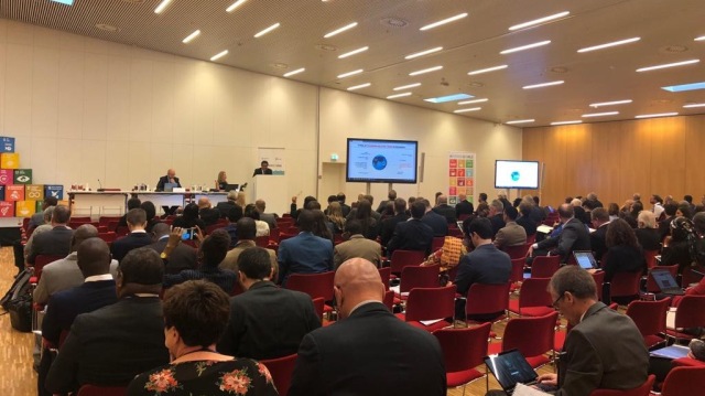 Direktur Pengawasan Pengelolaan Sumber Daya Kelautan Kementerian Kelautan dan Perikanan Republik Indonesia Eko Rudianto saat presentasi di LON Forum. (Foto: Arifin Asydhad/kumparan)