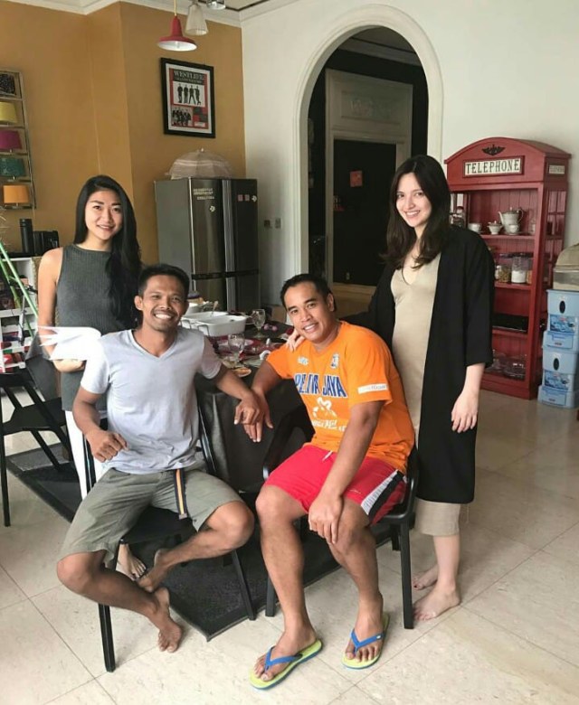 10 Penampakan Rumah Mewah Nia Ramadhani yang Megah dan Nyaman (5)