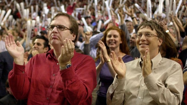 Paul Allen dan Bill Gates. (Foto: REUTERS/File Photo)