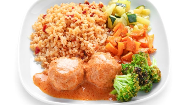 Sajikan basko dengan sayuran dan bahan sehat lain untuk anak Foto: Shutterstock