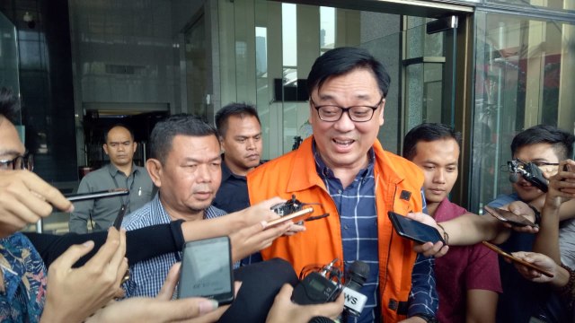 KPK menahan Direktur Operasional Lippo Group, Billy Sindoro, Selasa (16/10/2018). (Foto: Aprilandika Pratama/kumparan)