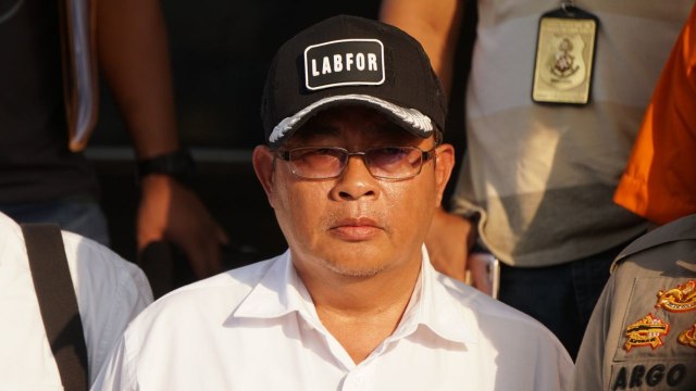 Kabid Balistik Metalurgi Forensik Puslabfor Mabes Polri, Kombes Ulung Kanjaya saat gelar rilis kasus pengungkapan peluru nyasar Gedung DPR RI di Polda Metro Jaya. (Foto: Nugroho Sejati/kumparan)