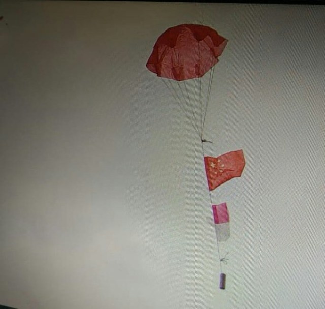 Parasut bendera China di Kulonprogo. (Foto: Dok. Istimewa)