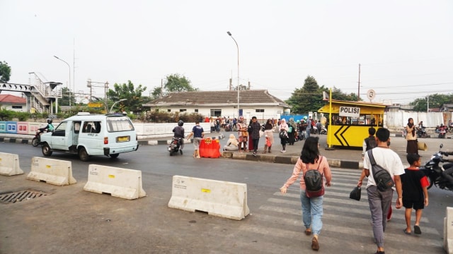 Suasana lalu lintas di Pasar Minggu, Jakarta Selatan, Rabu (17/10/2018). (Foto: Nugroho Sejati/kumparan)