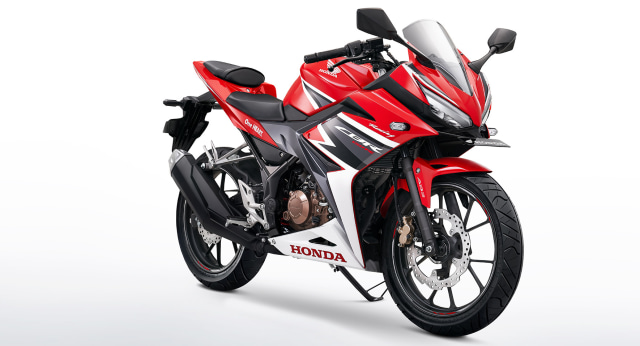 Honda CBR150R Racing Red (Foto: dok. PT AHM)