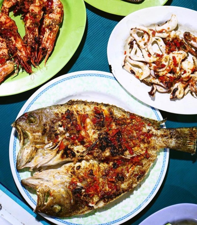 Beberapa menu di Ikan Bakar Kemayoran. (Foto: Instagram.com/foodventurer_)
