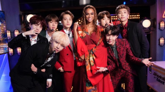 Deretan Prestasi yang Diraih Grup K-Pop BTS (5)
