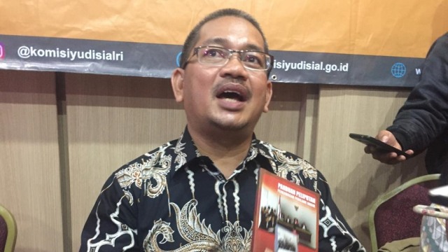Ketua Bidang Hubungan Antarlembaga dan Layanan Informasi KY, Farid Wajdi. (Foto: Paulina Herasmaranindar/kumparan)