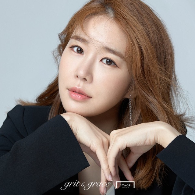 Yoo In Na (Foto: Facebook @ygstageofficial)