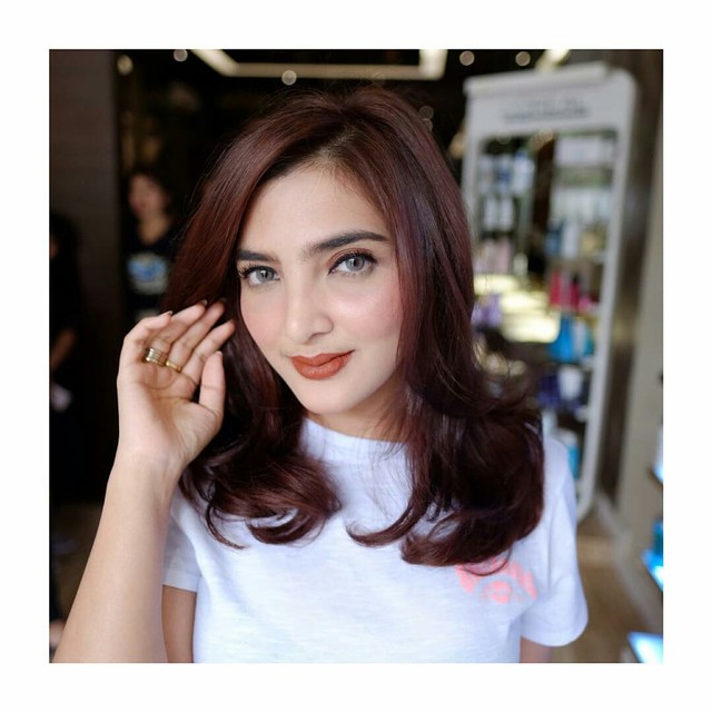 Dari Raline Shah Sampai Ashanty, Ternyata 5 Artis Cantik Ini Anak dari Tokoh Negara (5)