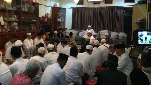 Suasana pengajian di rumah Ma’ruf Amin, Koja, Jakarta Utara, Sabtu (20/10/2018). (Foto: Fachrul Irwinsyah/kumparan)