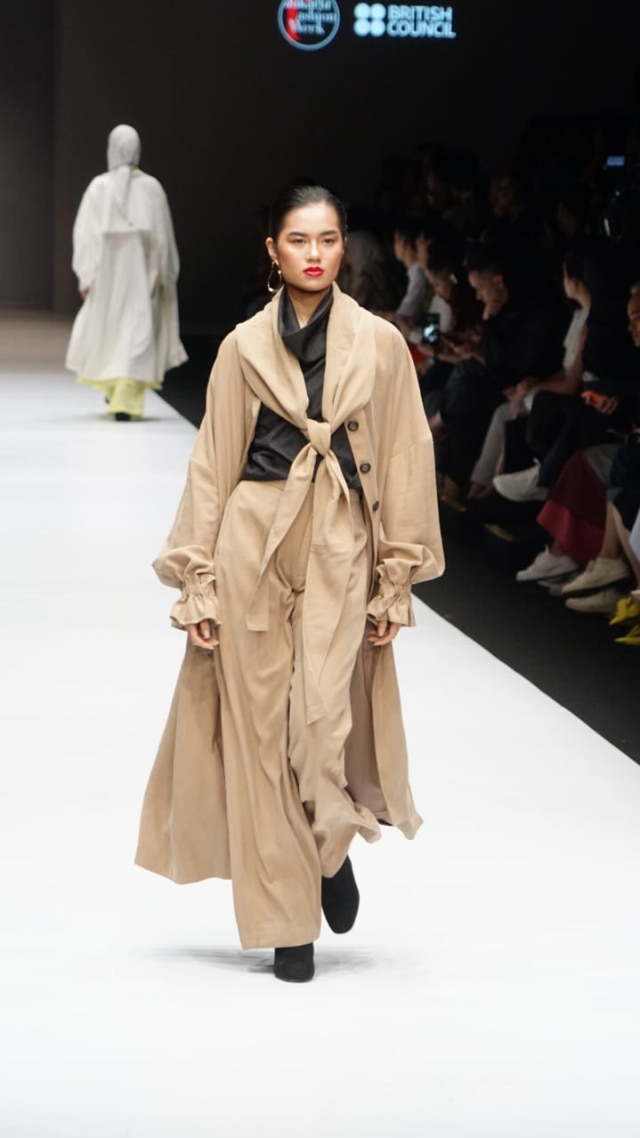 Fashion Show Indonesian Fashion Forward present by IKYK di Jakarta Fashion Week 2019 (Foto: Iqbal Firdaus/kumparan)