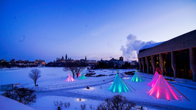 Mengenal Suku Inuit dari Artik (4)