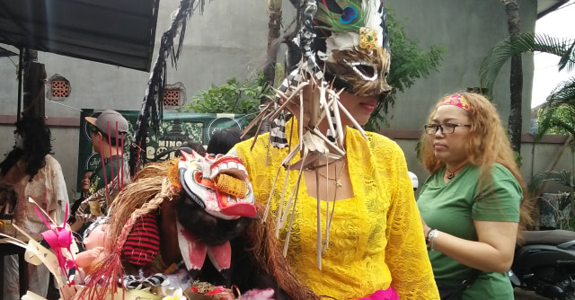 Sambut Halloween, Lomba Kostum Kucing Bertema Horor Digelar