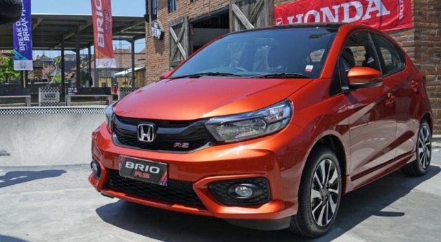Ini 10 Perbedaan All new Honda Brio Satya dan Tipe RS