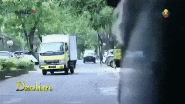 'Dzolim' Mengangkat Kisah Penjual Tahu Bulat 
 (Foto: misstyameyocom/twitter)