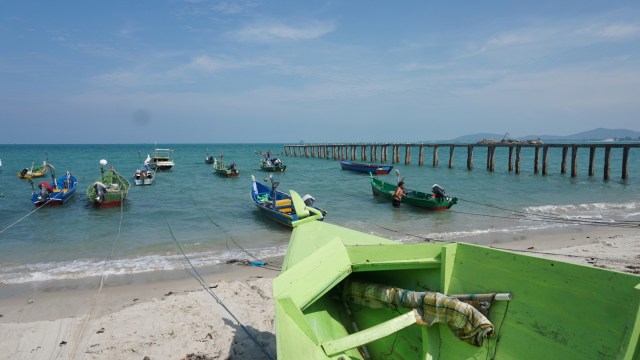 Pantai di Sungai Liat, Bangka. (Foto: Nugroho Sejati/kumparan)