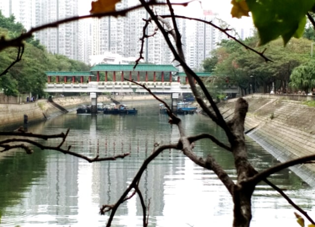 Kenangan di Jembatan Merah Tai Wo, Hong Kong