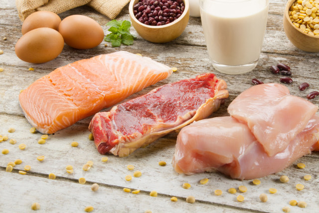 Ikan dan daging (Foto: Shutter Stock)