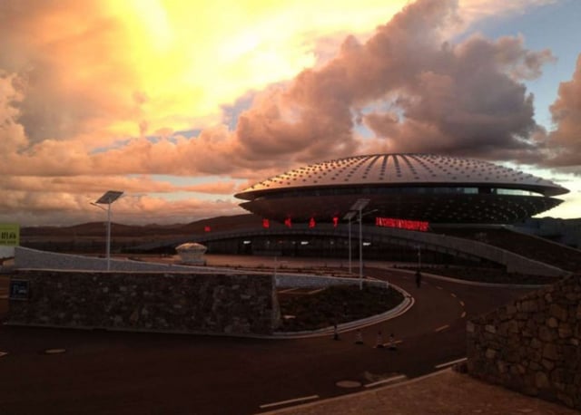 Unique Facts : China Have The Highest Airport In The World (1)