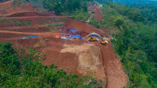 Percepatan proyek Kereta Cepat yang Dikerjakan PT Wijaya Karya (Persero) Tbk. (Foto: Dok: PT Wijaya Karya (Persero) Tbk)