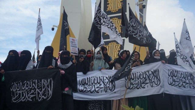 Unjuk Rasa Bela Bendera Tauhid di Aceh, Massa Minta Banser Taubat. (Foto: Zuhri Noviandi/kumparan)