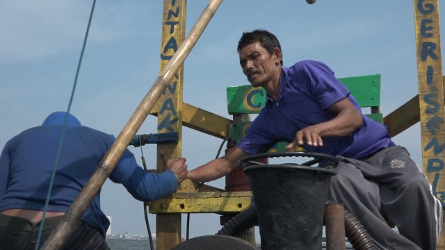 Kalil Charliem, nelayan Teluk Jakarta yang terdampak reklamasi. (Foto: Jafrianto/kumparan)
