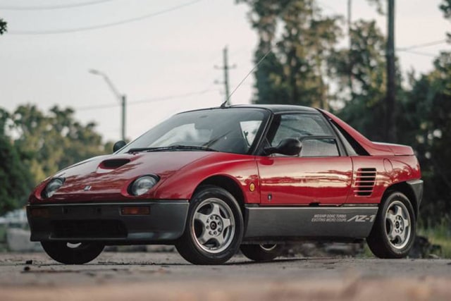 Mazda Autozam Az-1 dengan gullwing doors (Foto: dok. Carbuzz)