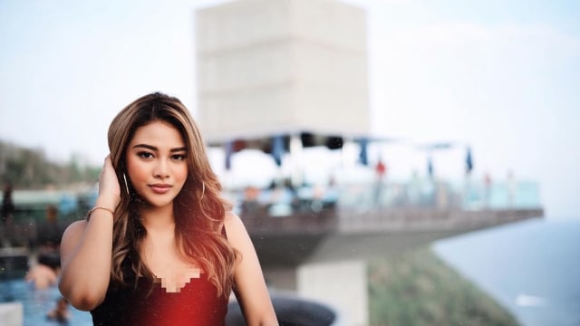 Berita Terbaru: Di Foto-Foto Ini, Penampilan Aurel Hermansyah Dianggap Tak Sesuai Umur