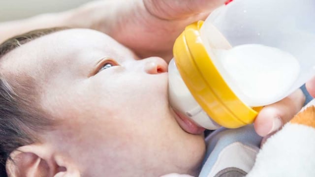 Review: Pigeon Peristaltic Plus Nipple for Wide Neck Bottle