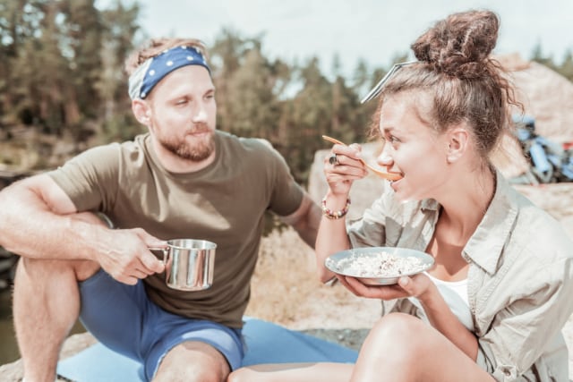Makan sehat saat traveling (Foto: Shutter Stock)