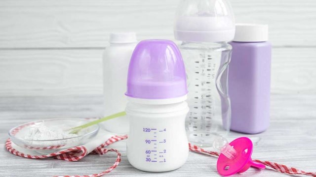 Apa Perbedaan Botol Wide-Neck dan Standard-Neck?