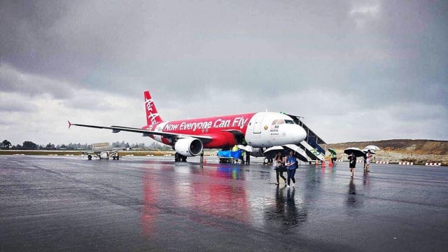 Peresmian pembukaan rute AirAsia Silangit-Kuala Lumpur di Bandara Silangit, Danau Toba. Foto: Dok. AirAsia