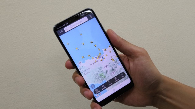 Aplikasi Flightradar24 (Foto: Muhammad Fikrie/kumparan)