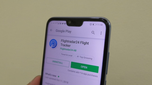 Aplikasi Flightradar24 (Foto: Muhammad Fikrie/kumparan)