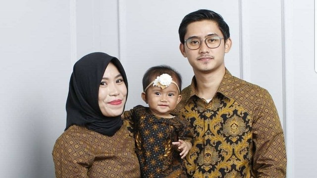 Dokter Wita, suami dan bayinya (Foto: Instagram @plntv)