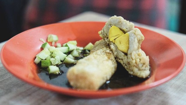 Pempek Sayangan Foto: Instagram: @danielleo081190