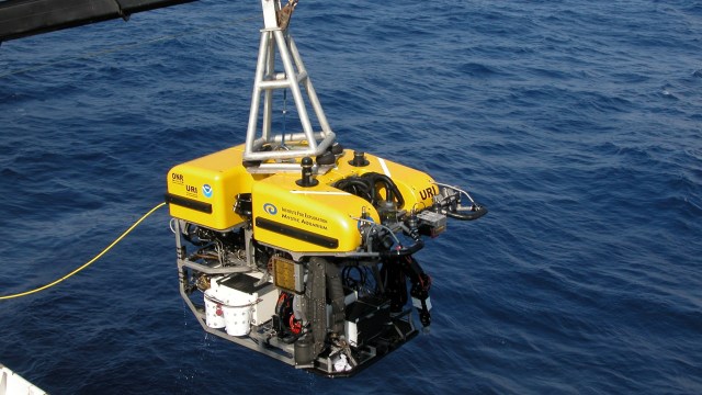 Ilustrasi Remotely Operated Vehicle (ROV). (Foto: Angkatan Laut AS via wikimedia commons.)