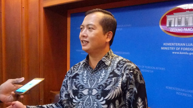 Direktur Perlindungan WNI dan BHI Kemlu, Lalu Muhamad Iqbal (Foto: Andreas Gerry Tuwo/kumparan)