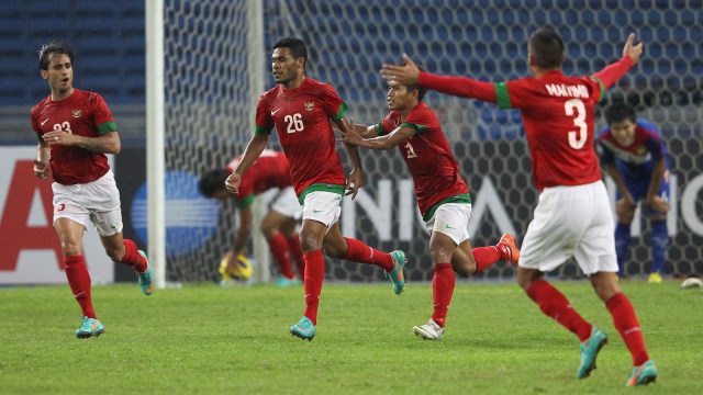 Timnas Indonesia di ajang Piala AFF 2012. (Foto: MOHD RASFAN / AFP)