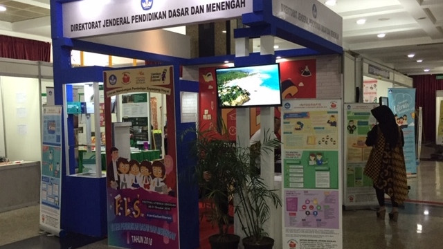 Pameran literasi di Festival Literasi Sekolah (Foto: Fina Prichilia)