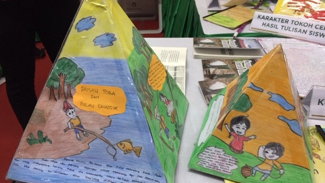 Pameran literasi booth Tanoto Foundation di Festival Literasi Sekolah (Foto: Fina Prichilia)