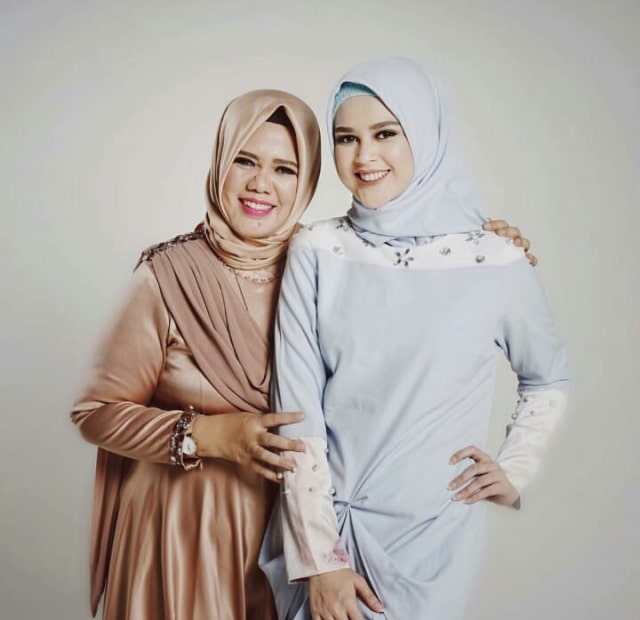 5 Fakta di Balik Perempuan yang Bikin Roger Danuarta Mualaf (4)