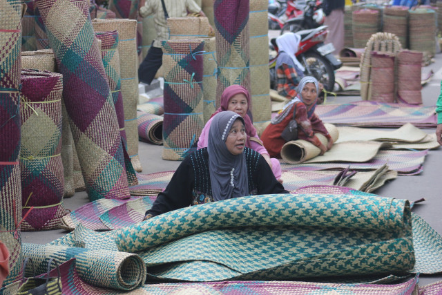 5 PELUANG KEUNTUNGAN INDONESIA DI TENGAH MEROKETNYA NILAI TUKAR DOLLAR  (3)